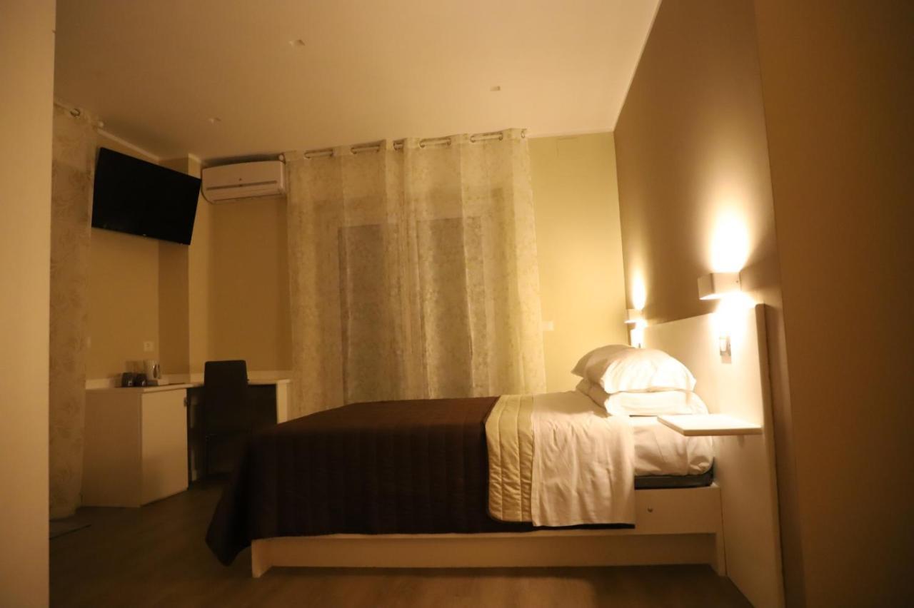 Tre Fontane Bed & Breakfast Reggio di Calabria Bagian luar foto